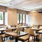 Liv\'Inn Aparthotel