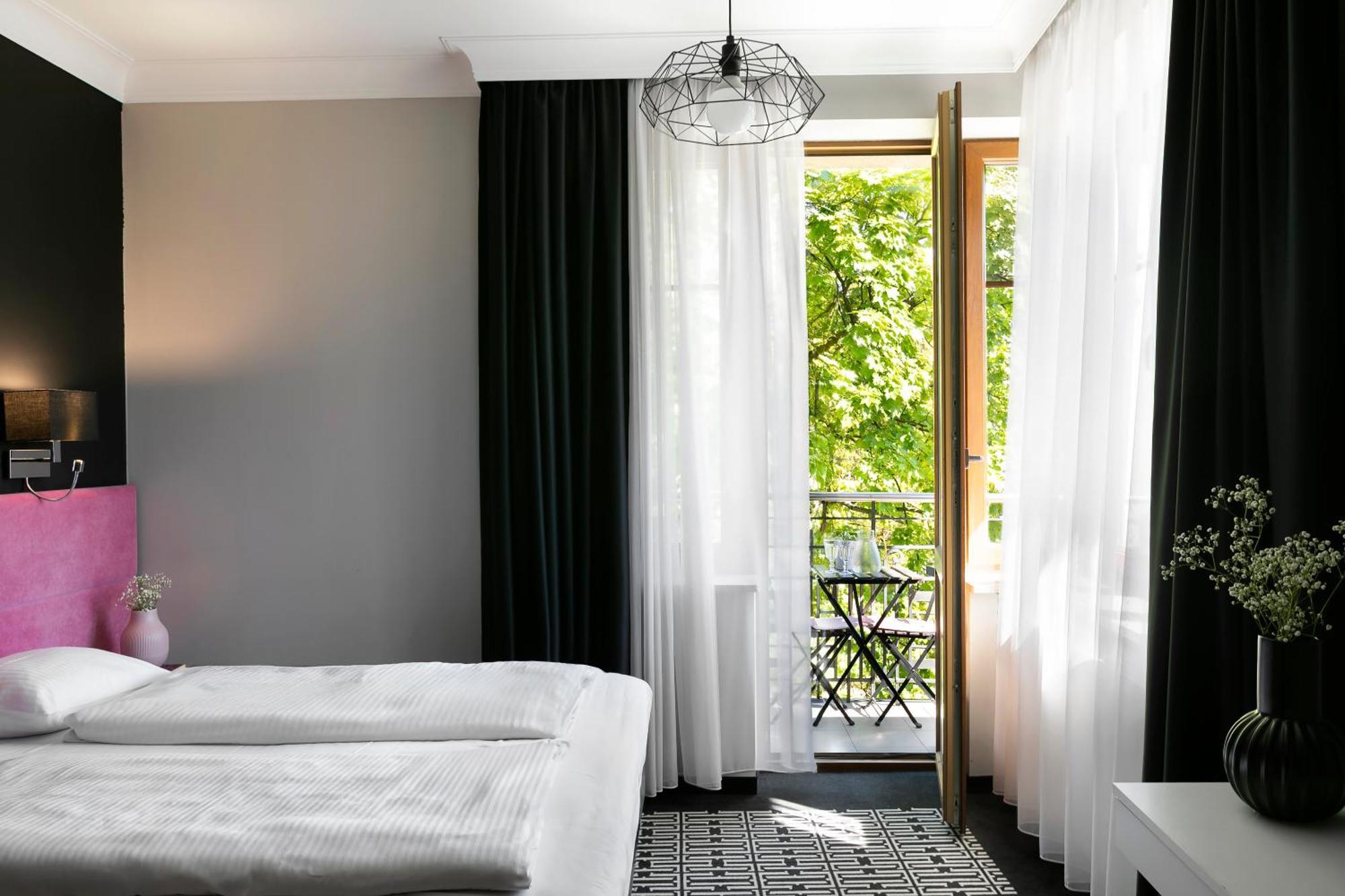Aparthotel Liv'inn 3*